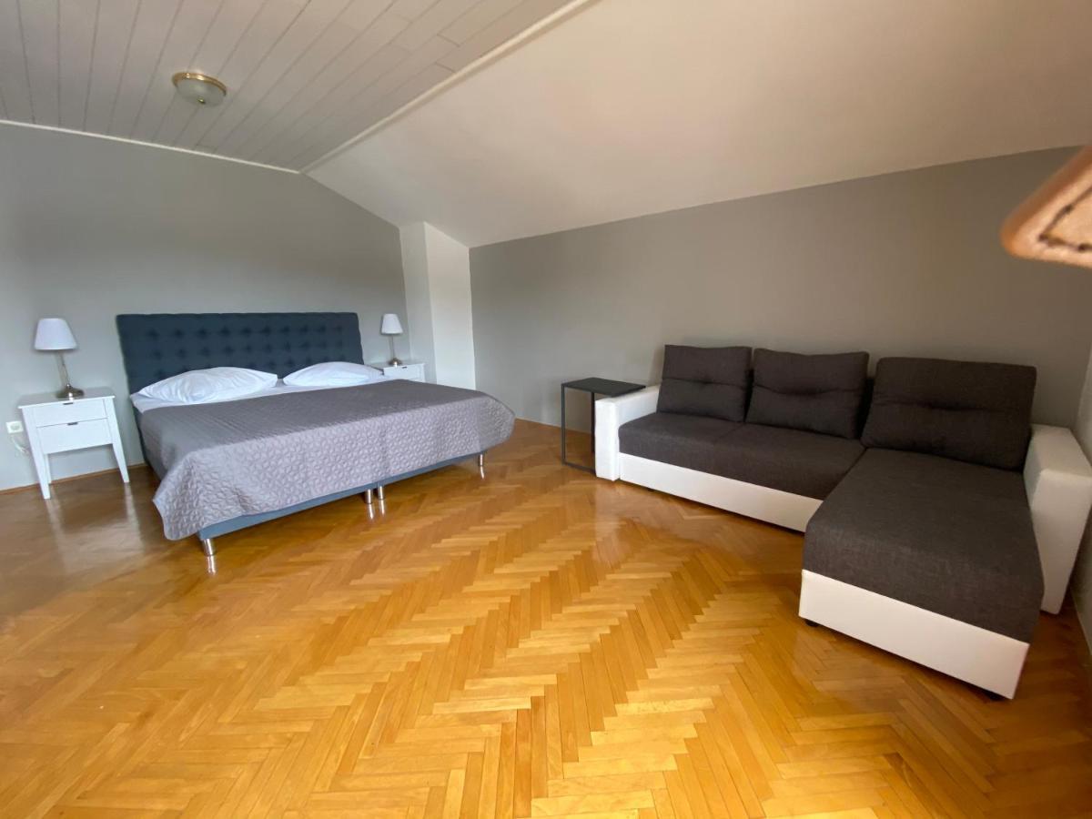 Apartements And Rooms Next To The Sea - Belveder Rab Supetarska Draga Εξωτερικό φωτογραφία