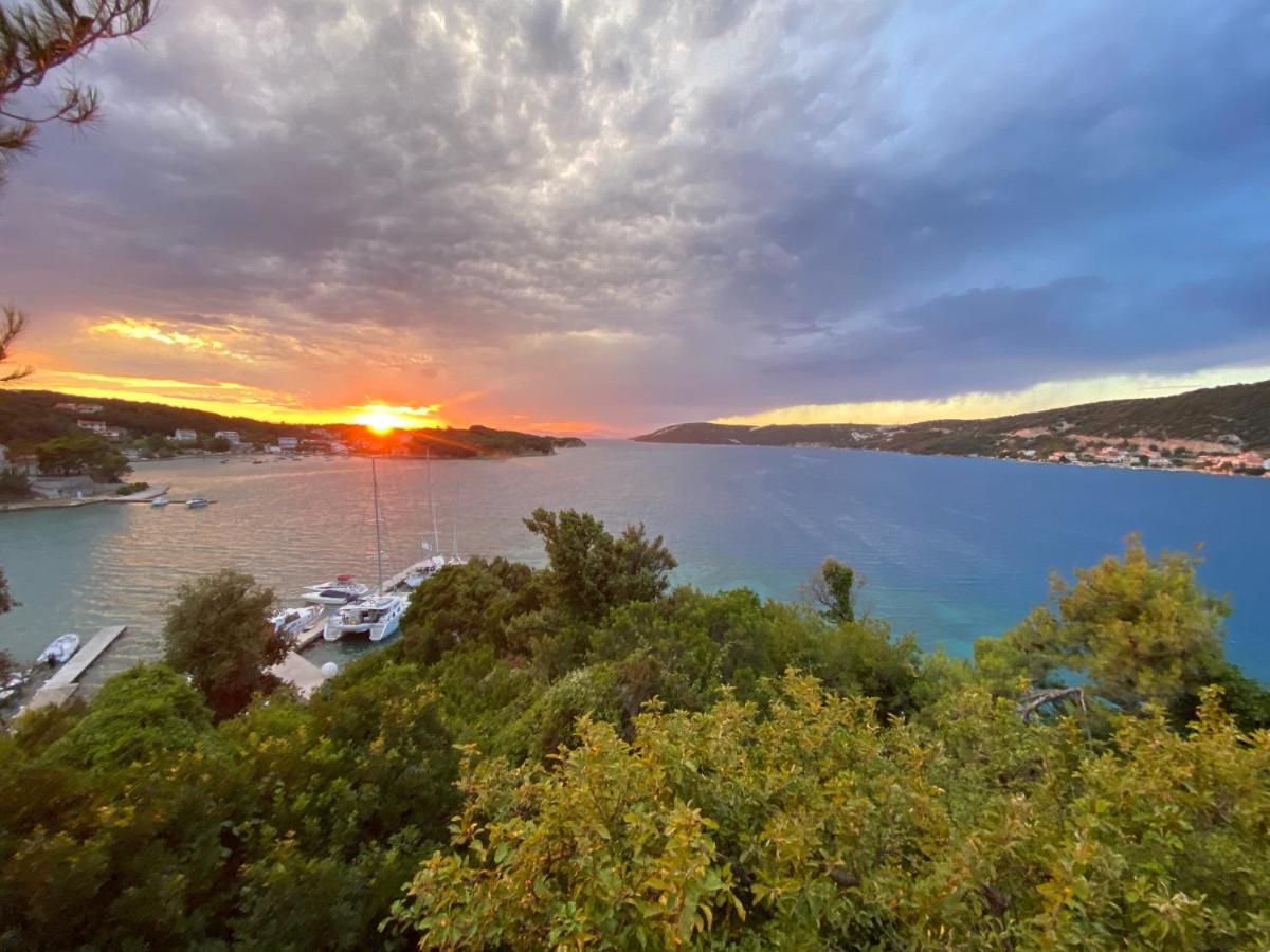 Apartements And Rooms Next To The Sea - Belveder Rab Supetarska Draga Εξωτερικό φωτογραφία